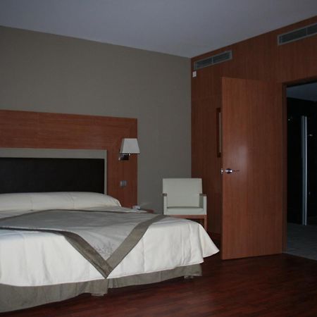 Alti Hotel Bagnères-de-Luchon Exteriér fotografie