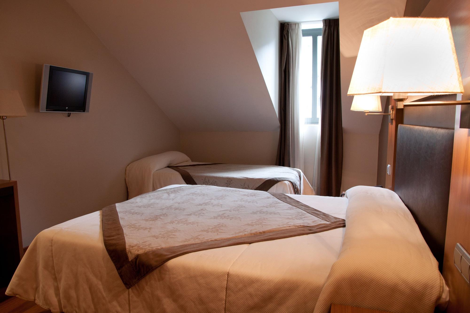 Alti Hotel Bagnères-de-Luchon Exteriér fotografie